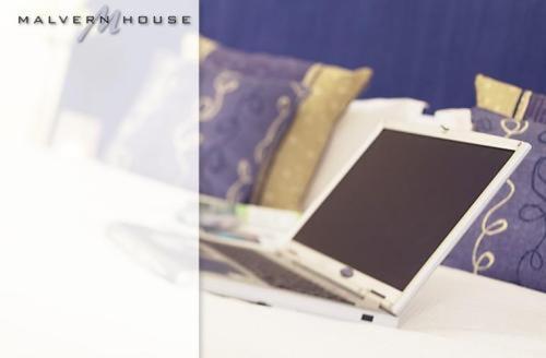 Malvern House ハイワイクーム エクステリア 写真